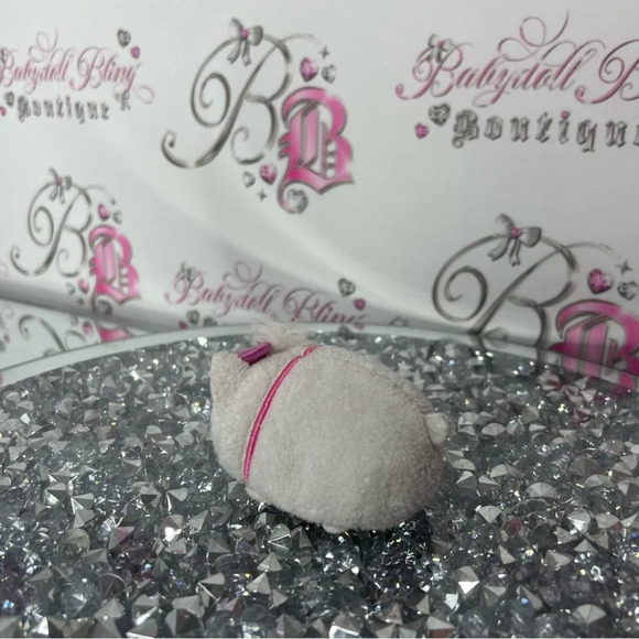 Disney Tsum Tsum Marie Exclusive 3.5-Inch Mini Plush pink bow tie furry cute - Picture 2 of 2